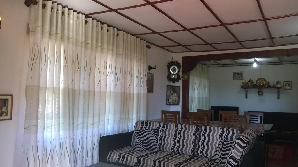 Srihelyes Inn Nuwara Eliya Exterior foto