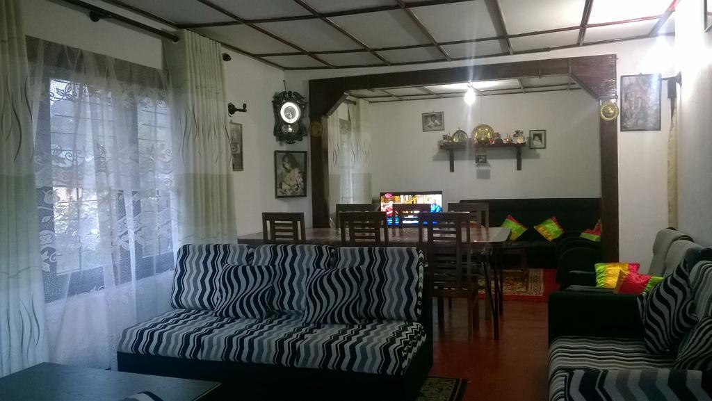 Srihelyes Inn Nuwara Eliya Exterior foto